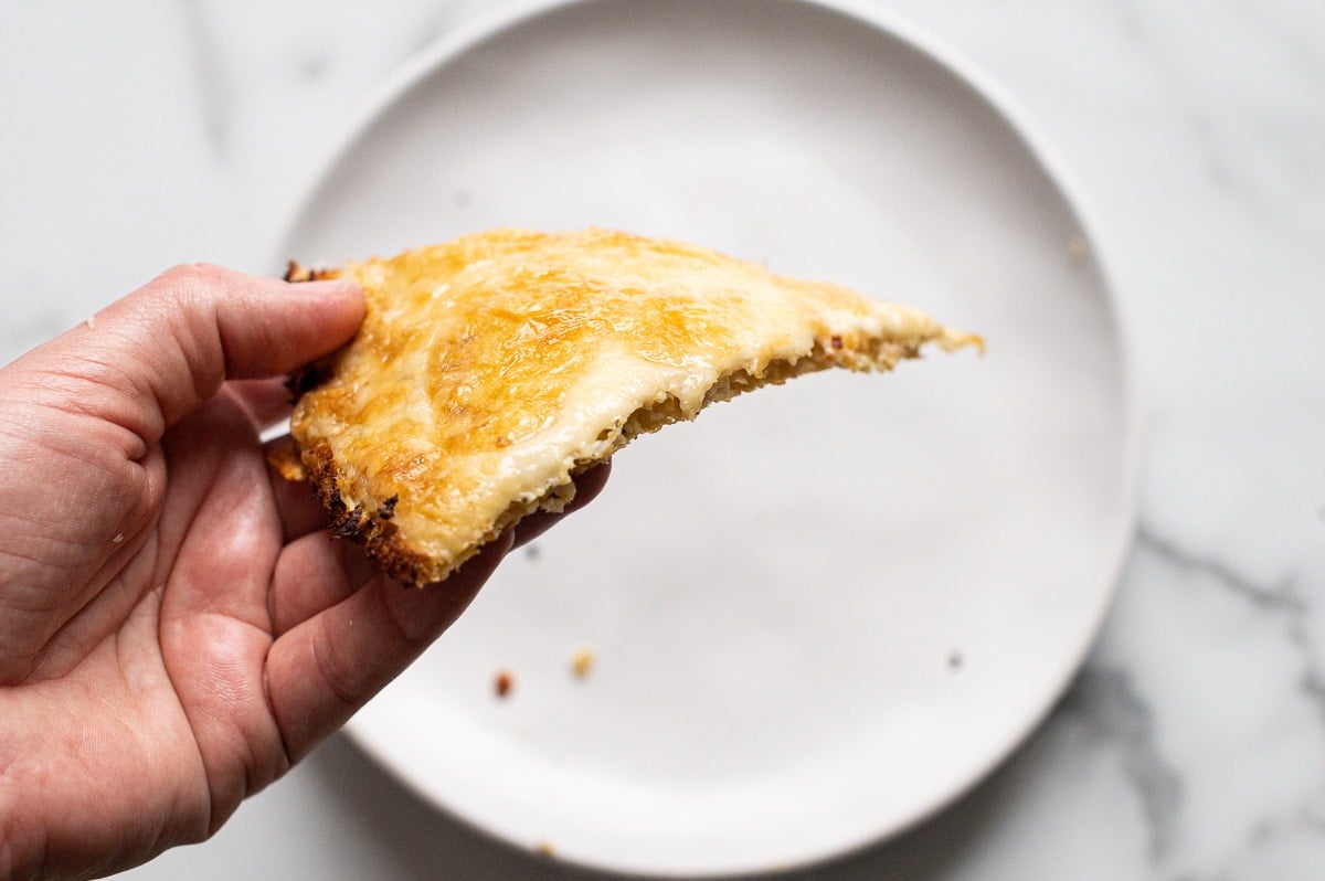 Cauliflower Pizza Crust iFoodReal