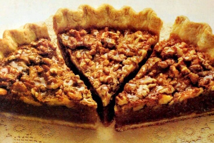 Classic Walnut Pie