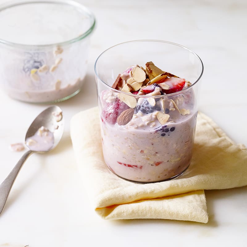 Double-Berry Overnight Oats