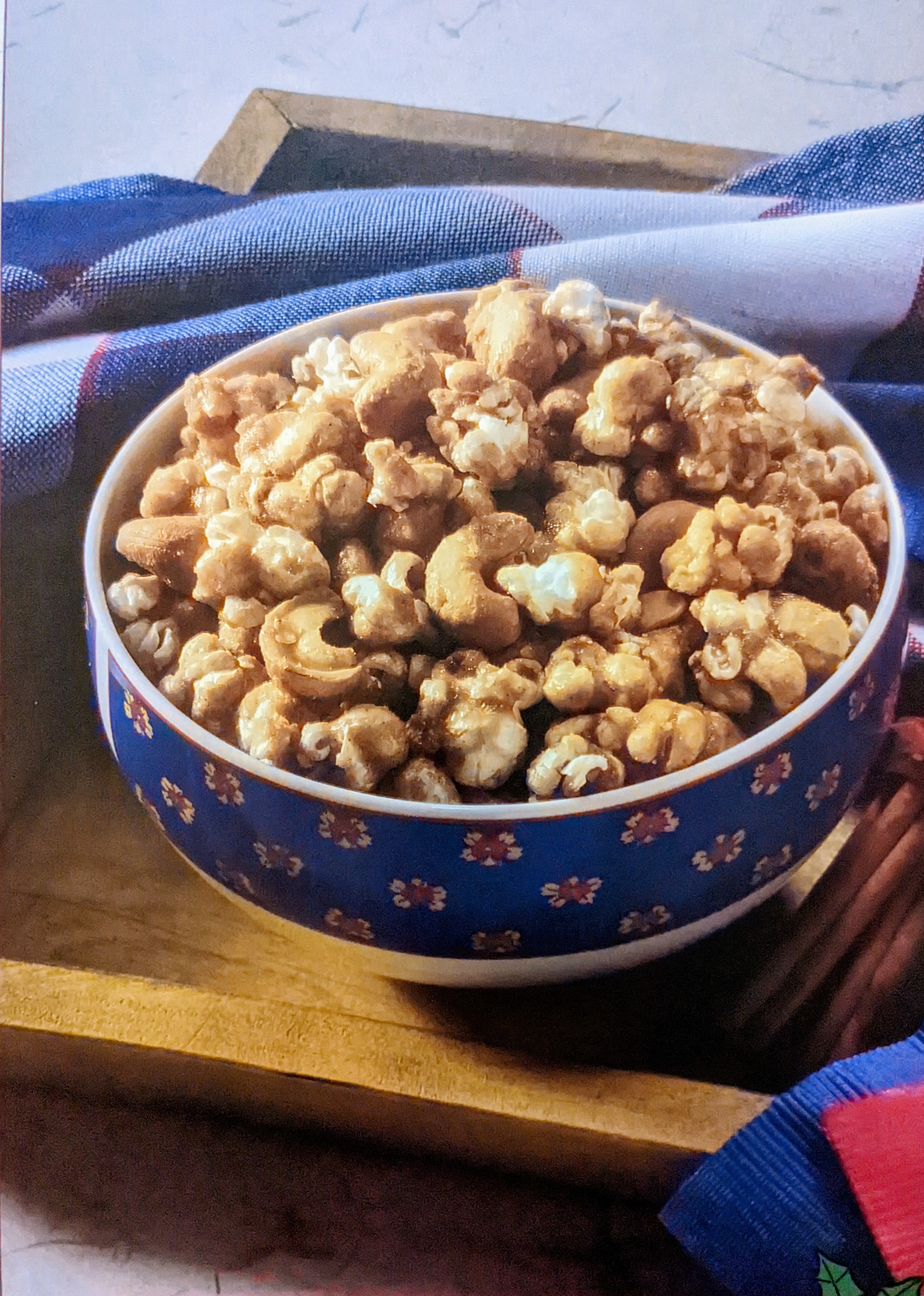 Gingerbread Caramel Corn