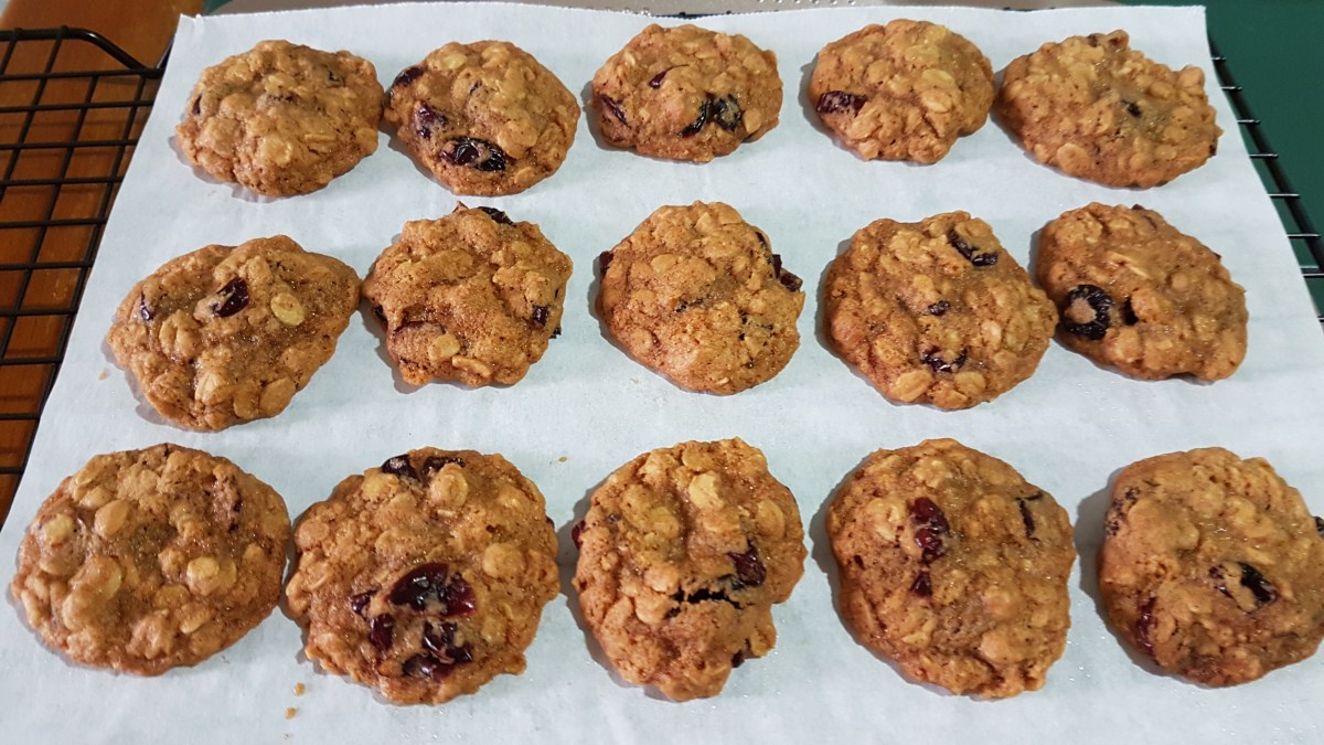 Oatmeal Raisin Cookies