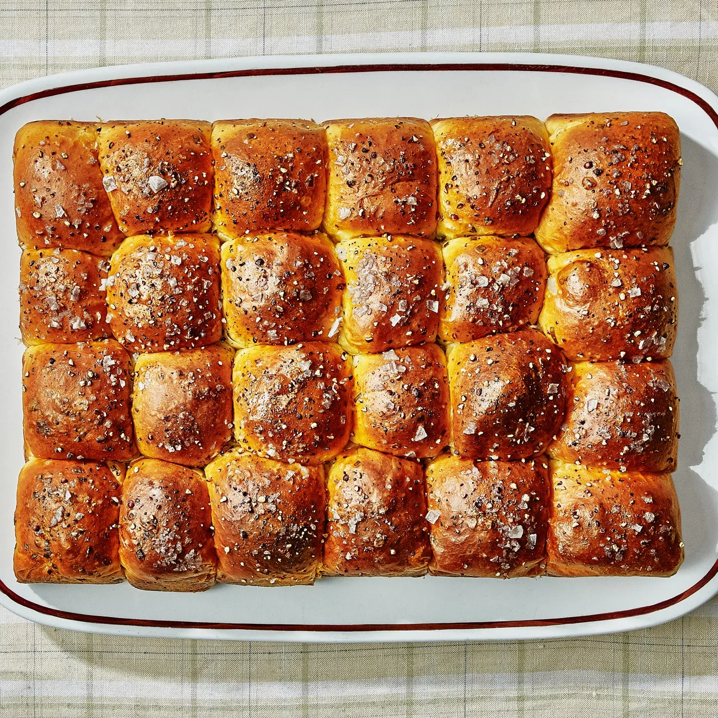 Pull-Apart Sour Cream and Chive Rolls