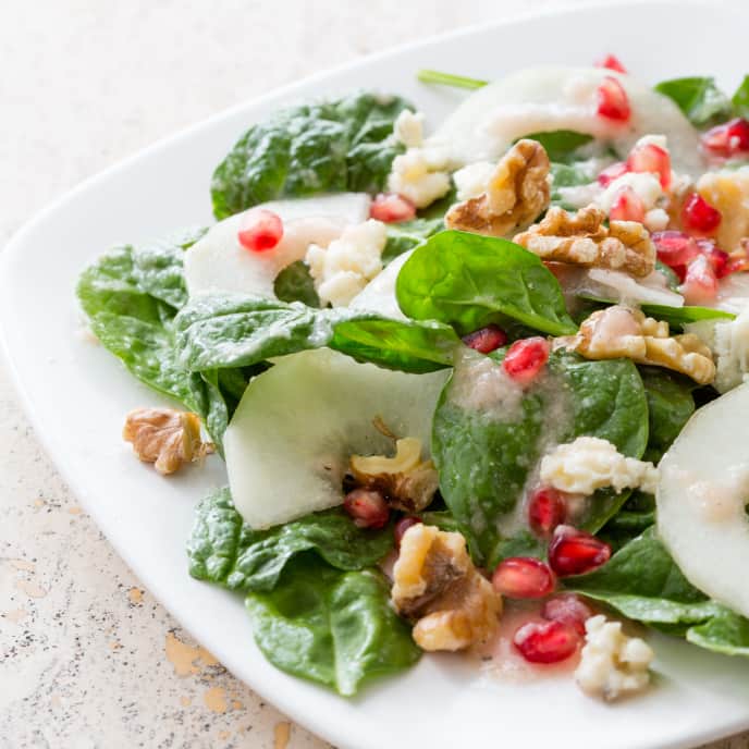 Spinach Salad with Gorgonzola and Pear
